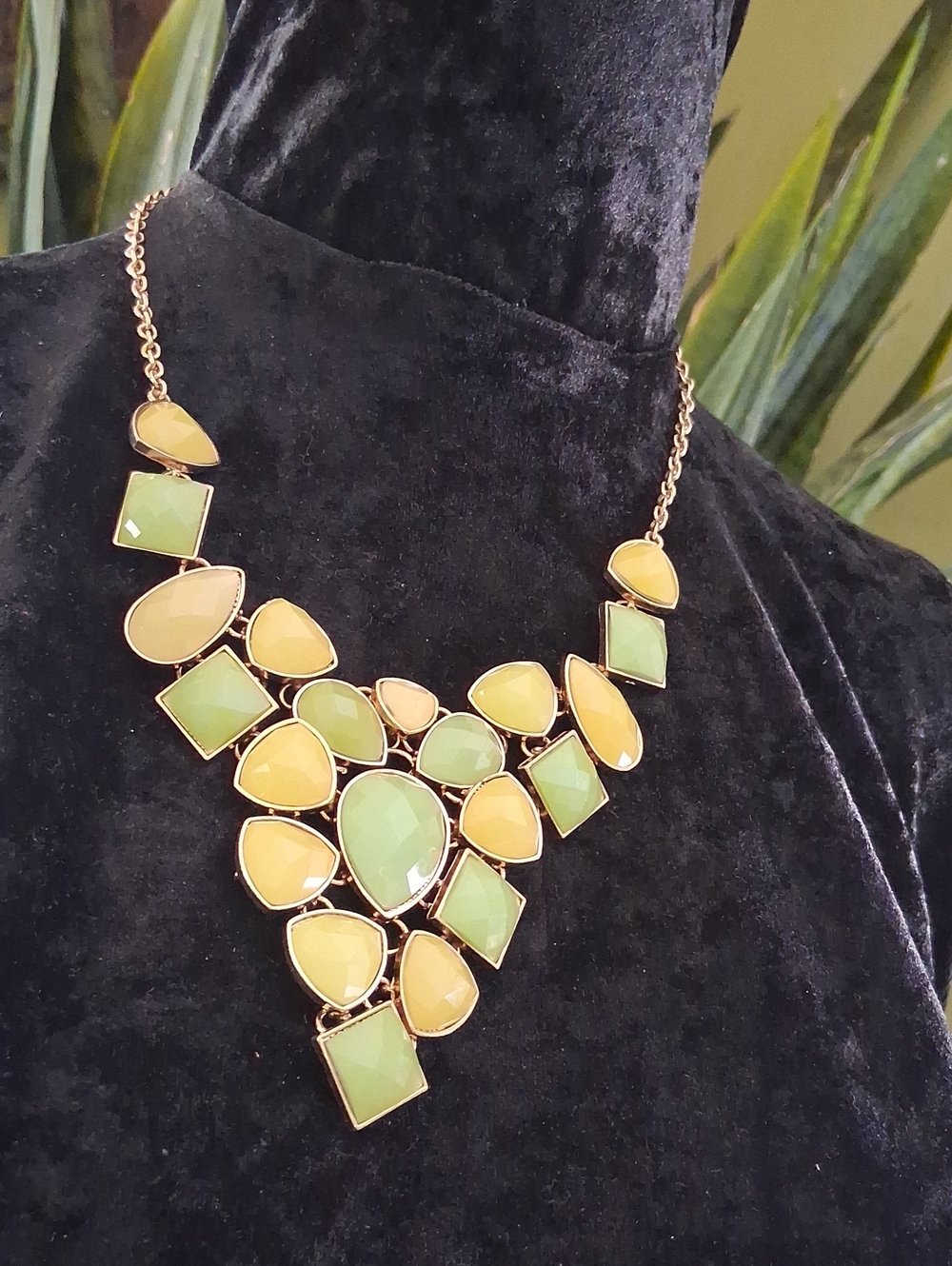 Charming Charlie Yellow & Green Gem Bib Necklace 20 In Long